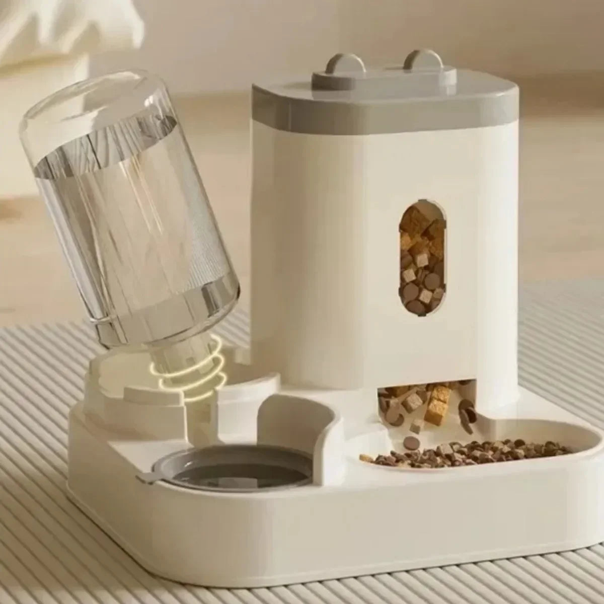 Comedouro Automático com Bebedouro – Alimentação prática e saudável para cães e gatos!